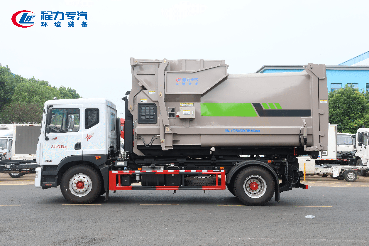 東風(fēng)多利卡D9勾臂垃圾車